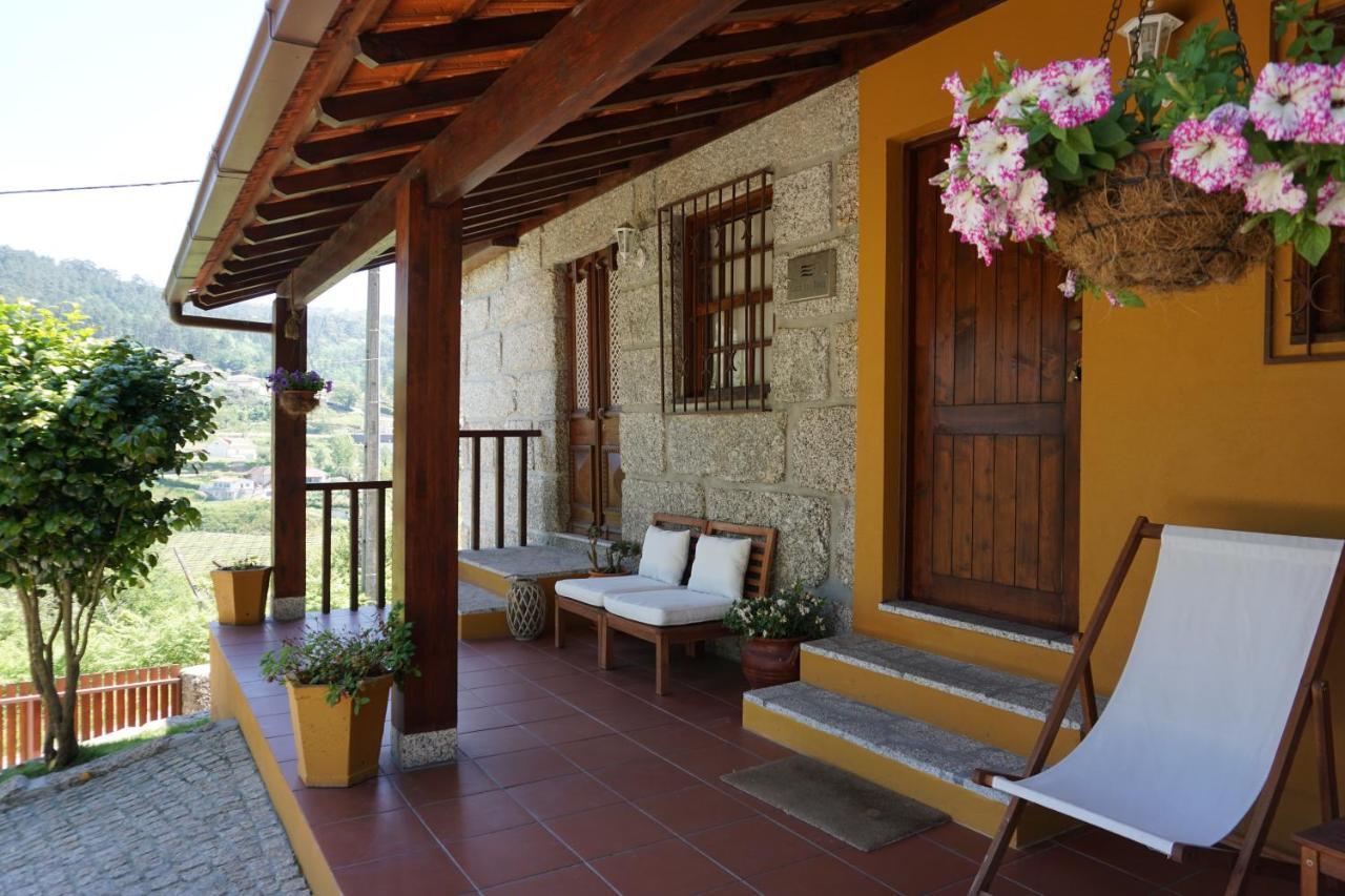 Villa Leiras Do Seixo - Casa Dos Tinos à Amarante Extérieur photo